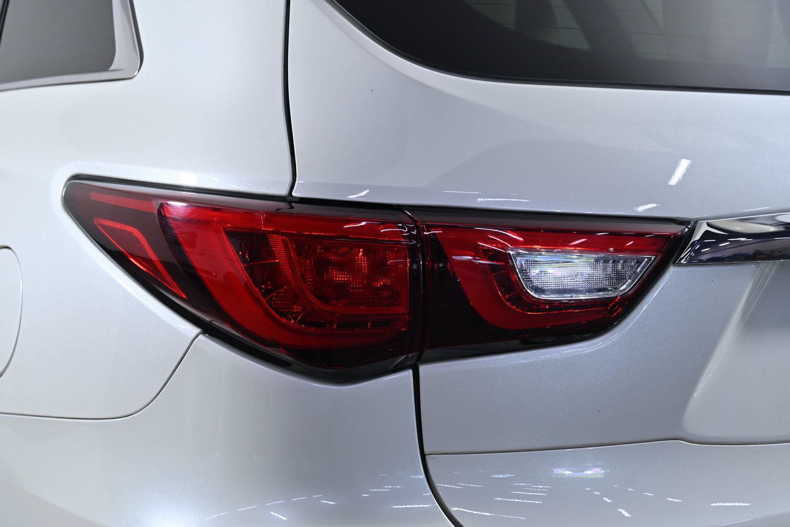 Used 2018 INFINITI QX60 Luxe w/ Premium Plus Package AWD/4WD image 7