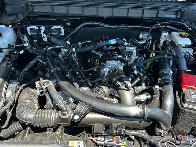 Used 2024 Ford Bronco Wildtrak AWD/4WD image 12