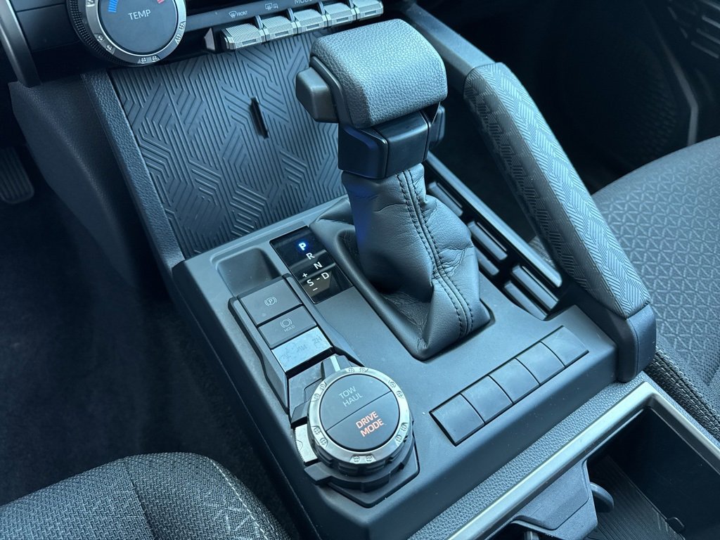 Used 2025 Toyota 4Runner SR5 image 10