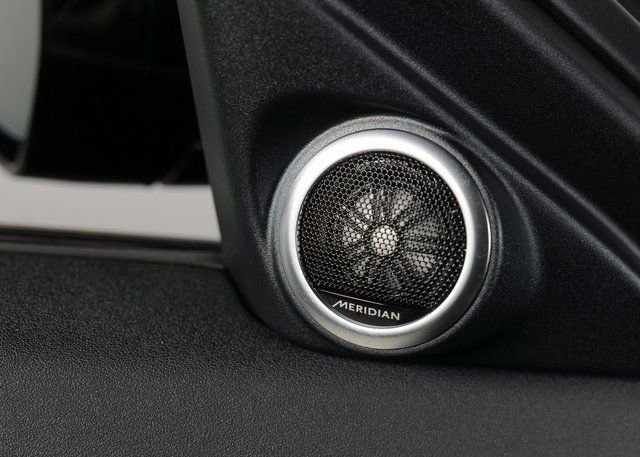 Used 2025 Land Rover Range Rover Evoque S image 26