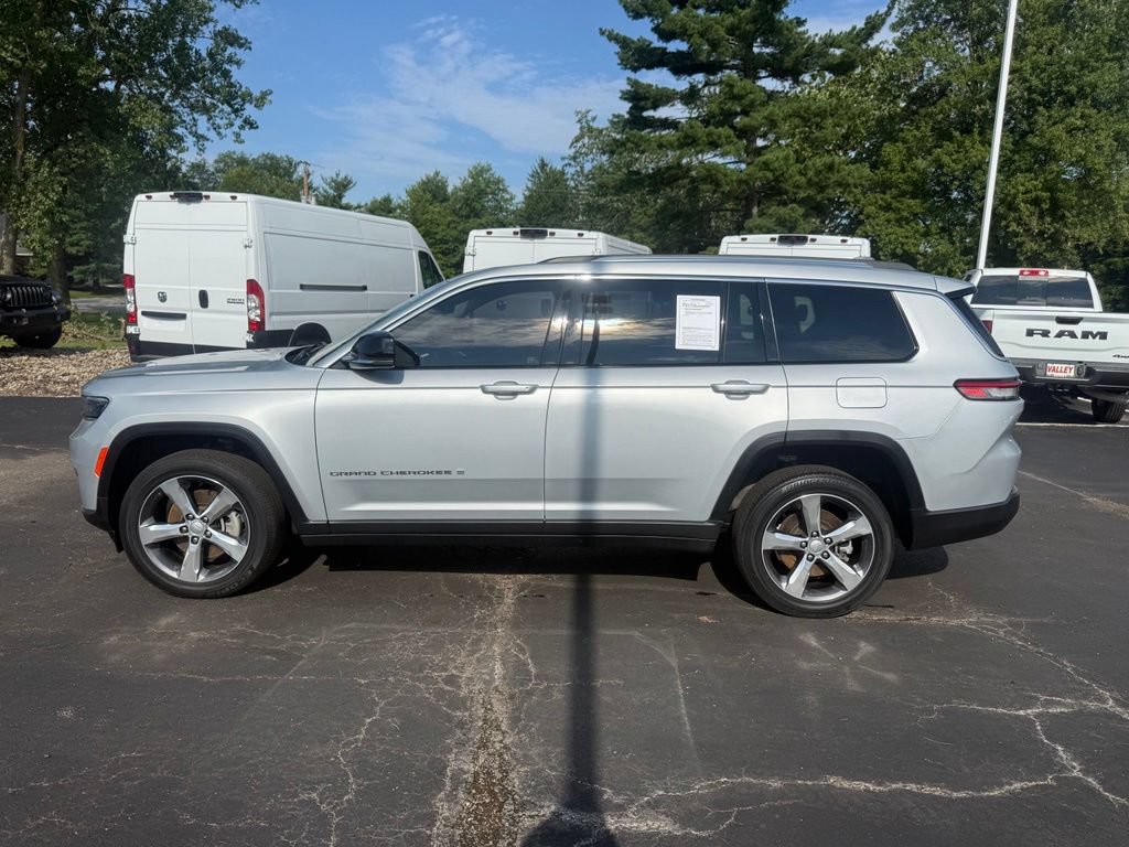 Used 2021 Jeep Grand Cherokee L Limited AWD/4WD image 7