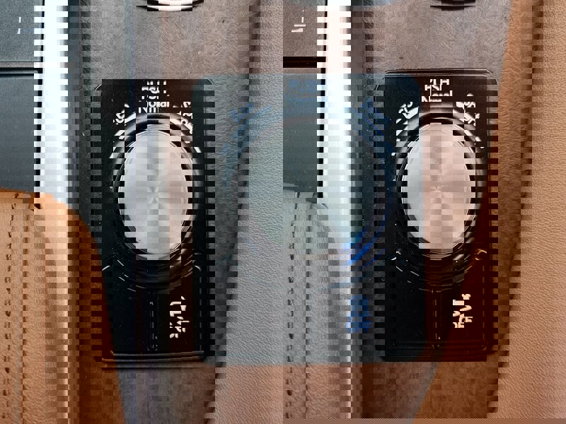 Used 2022 Lexus RX 350L w/ Premium Package image 56