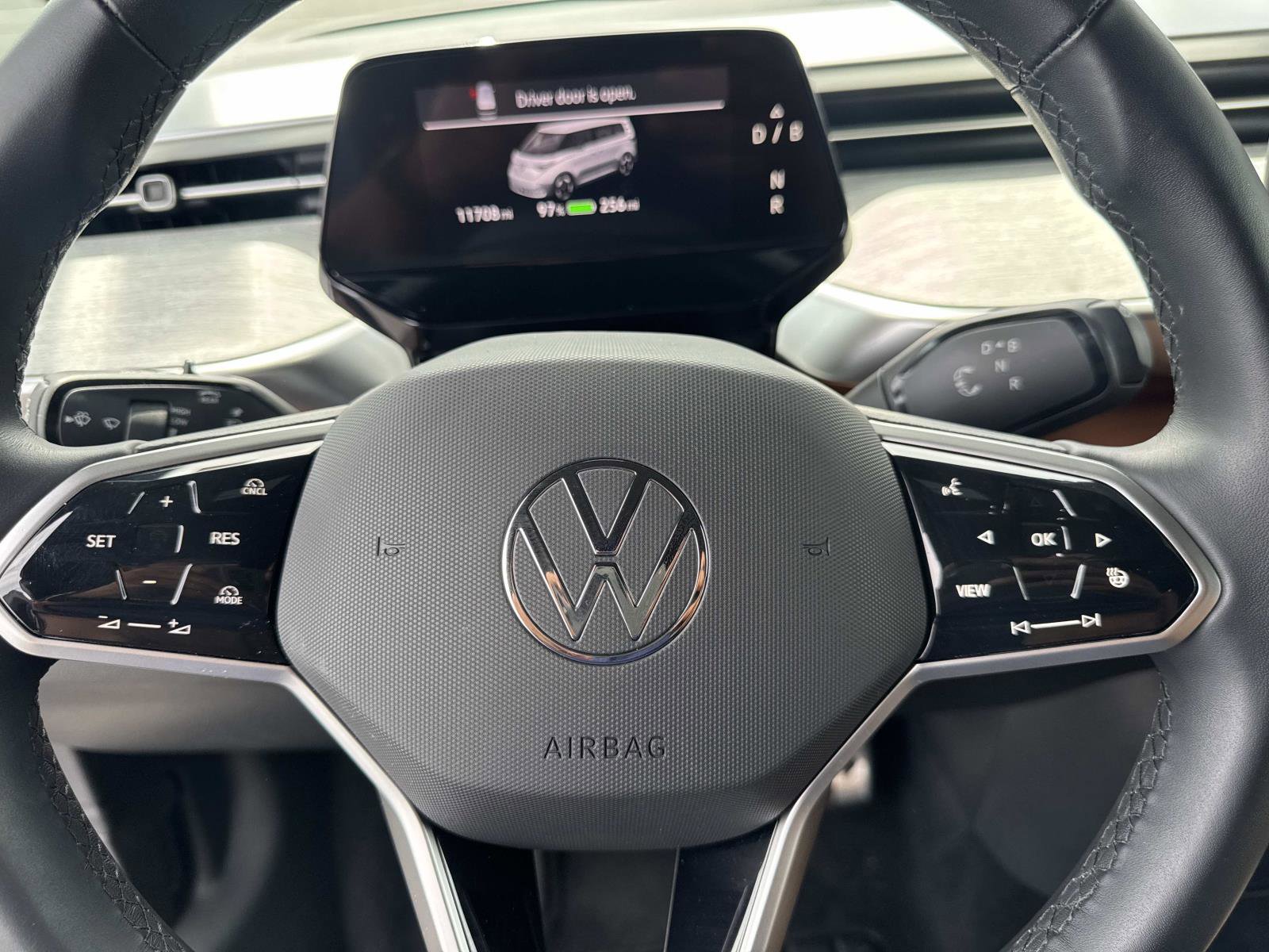 Certified 2025 Volkswagen ID. Buzz Pro S Plus RWD image 16