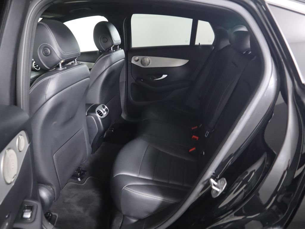 Used 2021 Mercedes-Benz GLC 300 4MATIC Coupe image 21