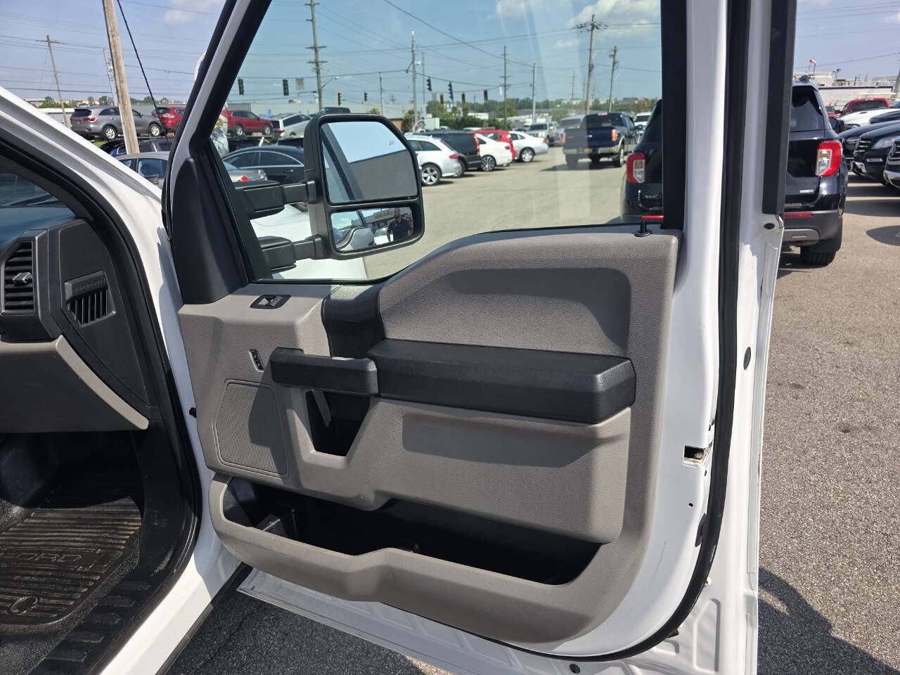 Used 2018 Ford F350 XL w/ Power Equipment Group RWD image 13