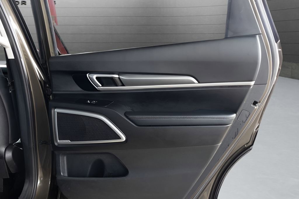 Used 2020 Kia Telluride S w/ S 8 Passenger Seating Package AWD/4WD image 64
