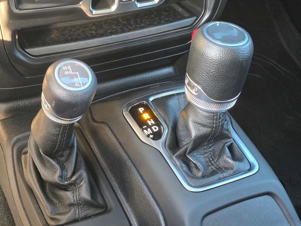 Used 2022 Jeep Wrangler Unlimited Sport image 35