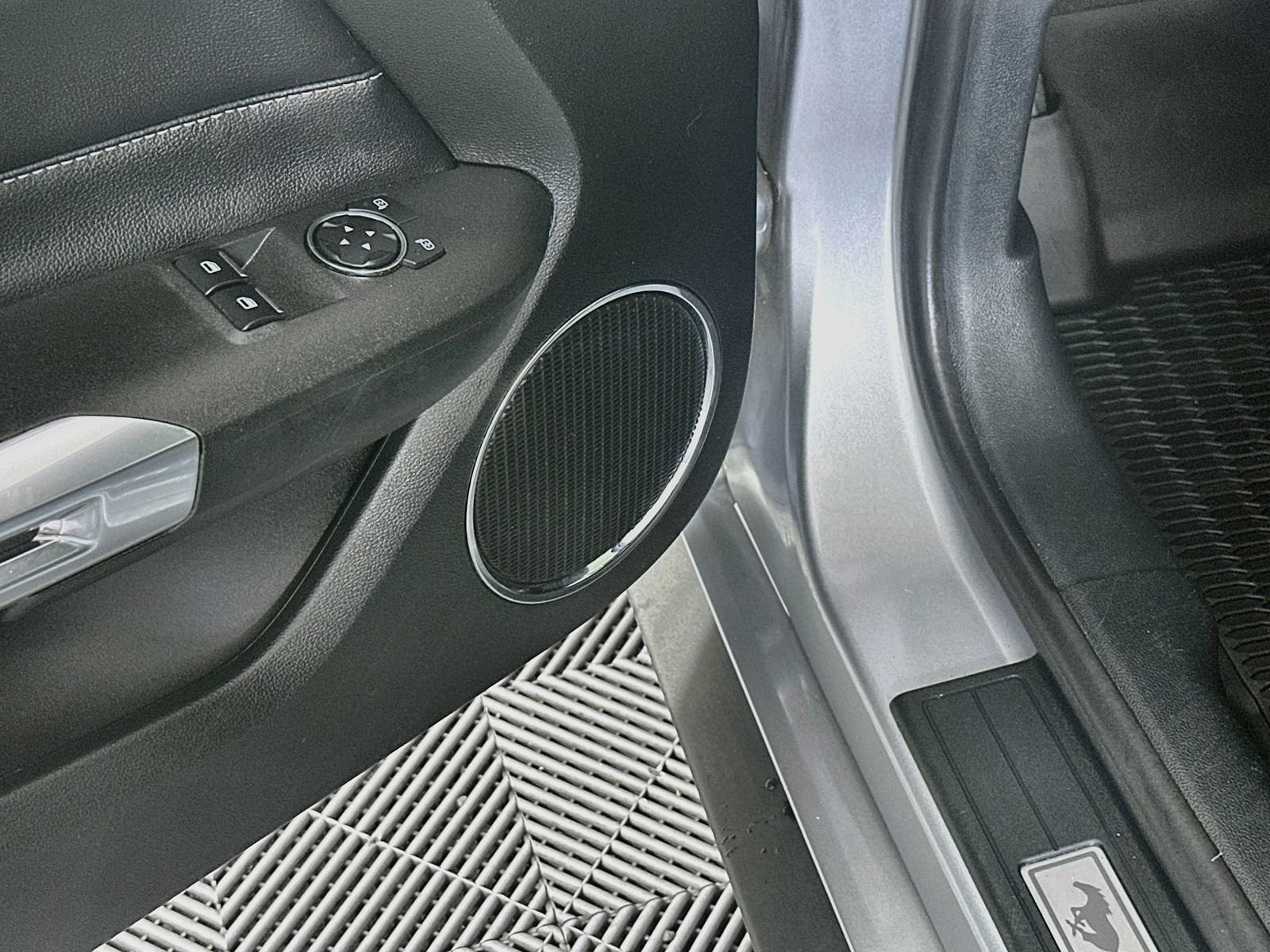 Used 2023 Ford Mustang Premium RWD image 19