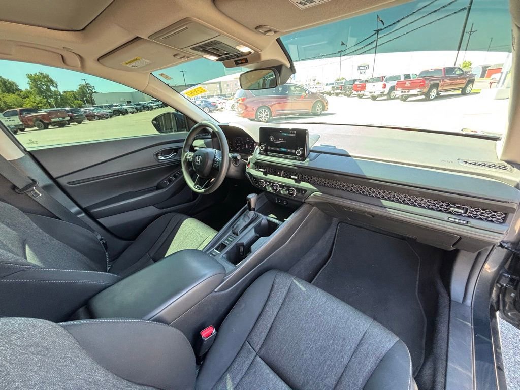 Used 2024 Honda Accord EX image 9