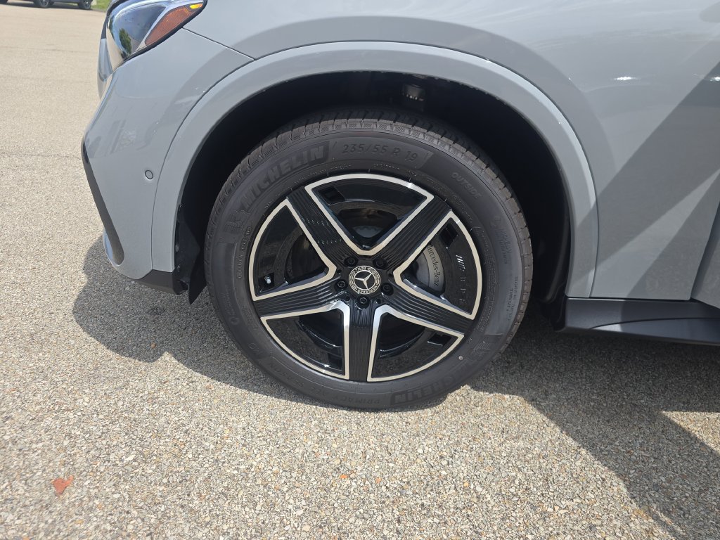 New 2026 Mercedes-Benz GLC 300 4MATIC image 26