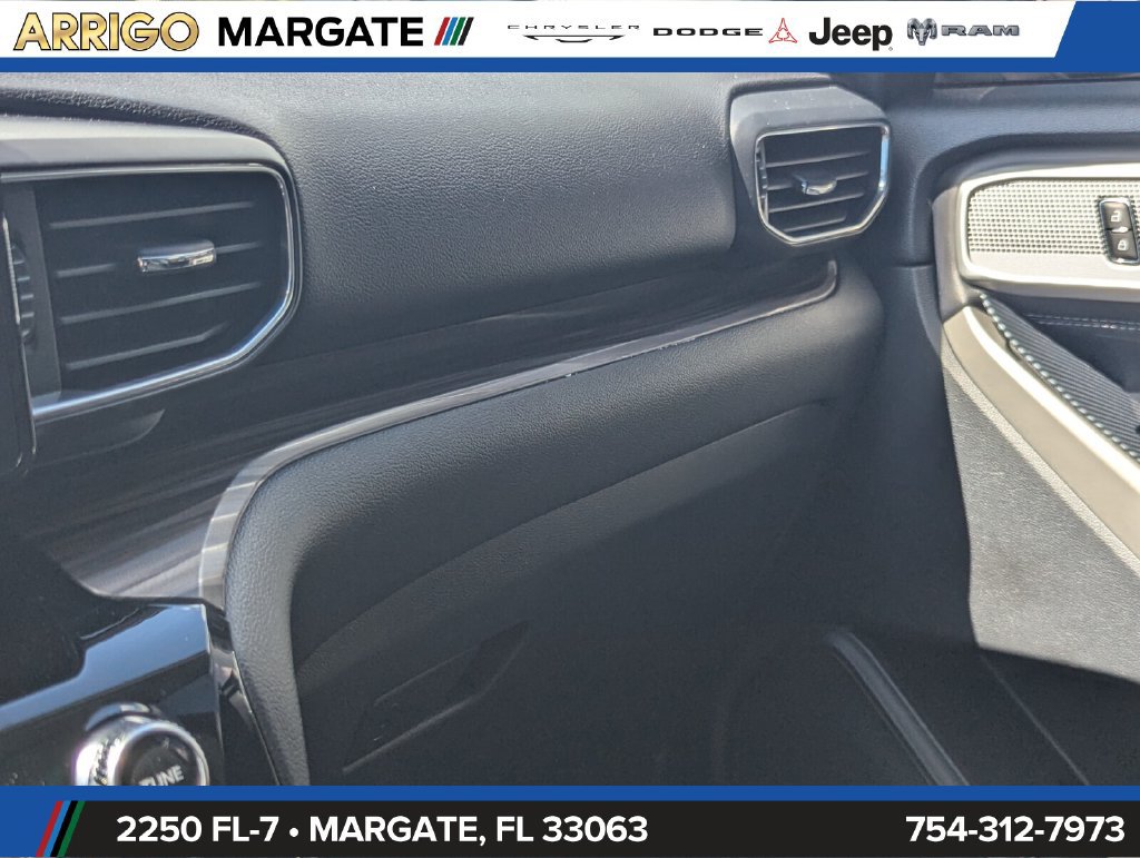 Used 2022 Ford Explorer Limited RWD image 28