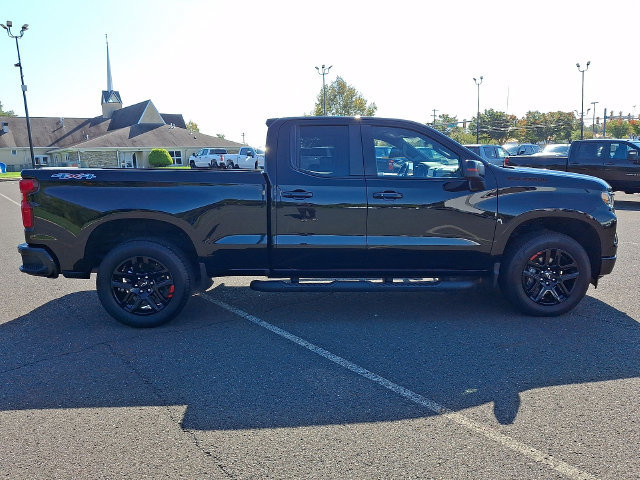 Used 2024 Chevrolet Silverado 1500 RST w/ Redline Edition AWD/4WD image 9