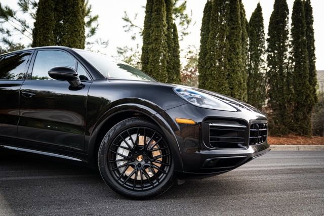 Used 2021 Porsche Cayenne GTS AWD/4WD image 7