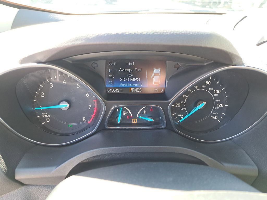 Used 2018 Ford Escape Titanium w/ Ford Safe & Smart Package image 22