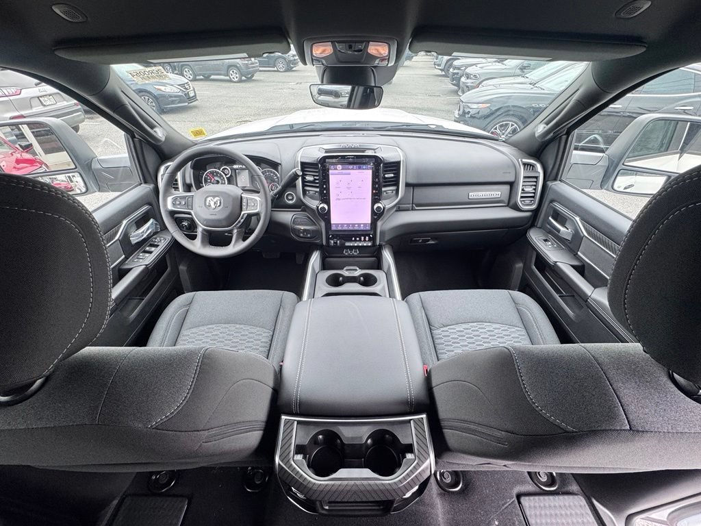 New 2026 RAM 2500 Big Horn AWD/4WD image 23