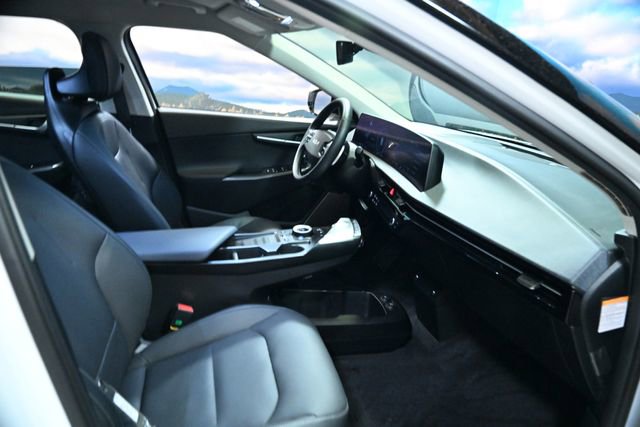 Used 2024 Kia EV6 Wind image 45