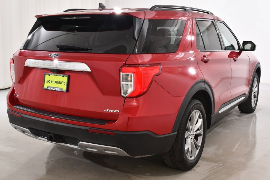 Used 2022 Ford Explorer XLT w/ Equipment Group 202A AWD/4WD image 12