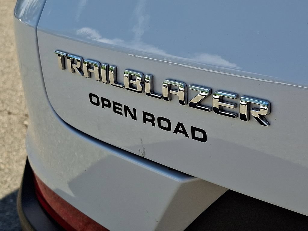 Certified 2024 Chevrolet TrailBlazer LT w/ LT Cold Weather Package FWD image 29