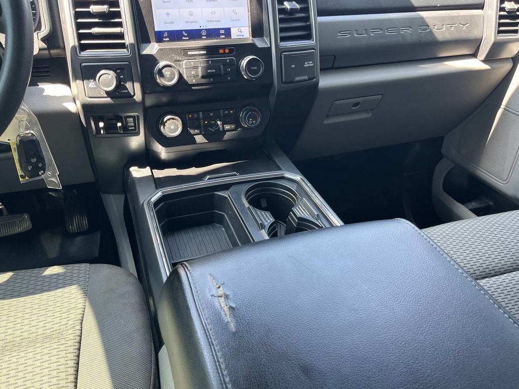 Used 2021 Ford F250 XLT w/ XLT Premium Package AWD/4WD image 17
