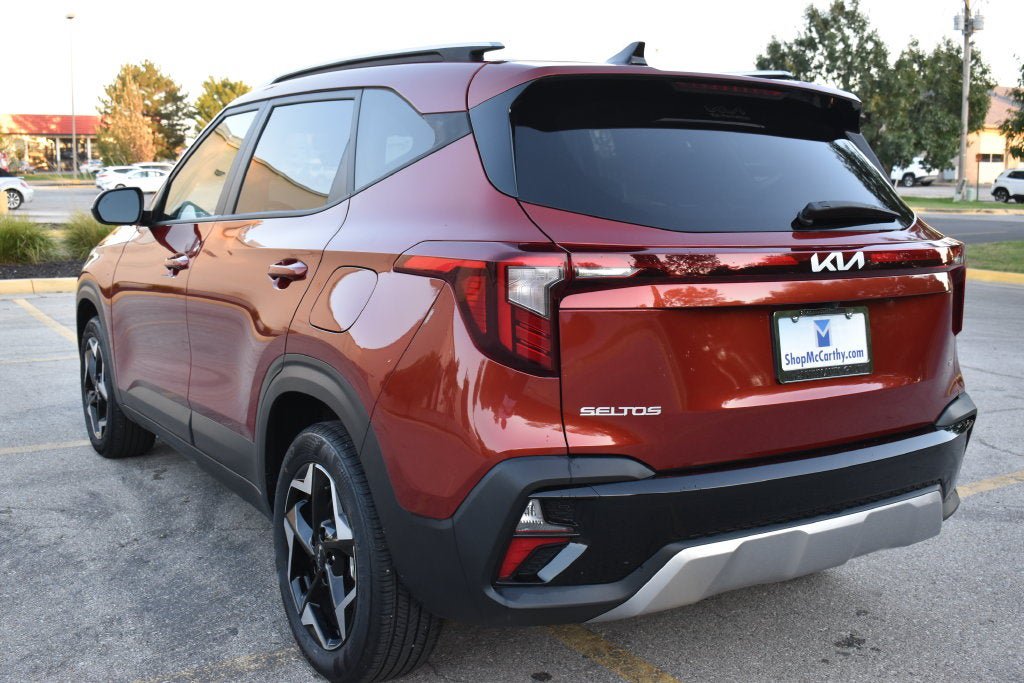 Used 2025 Kia Seltos S AWD/4WD image 7