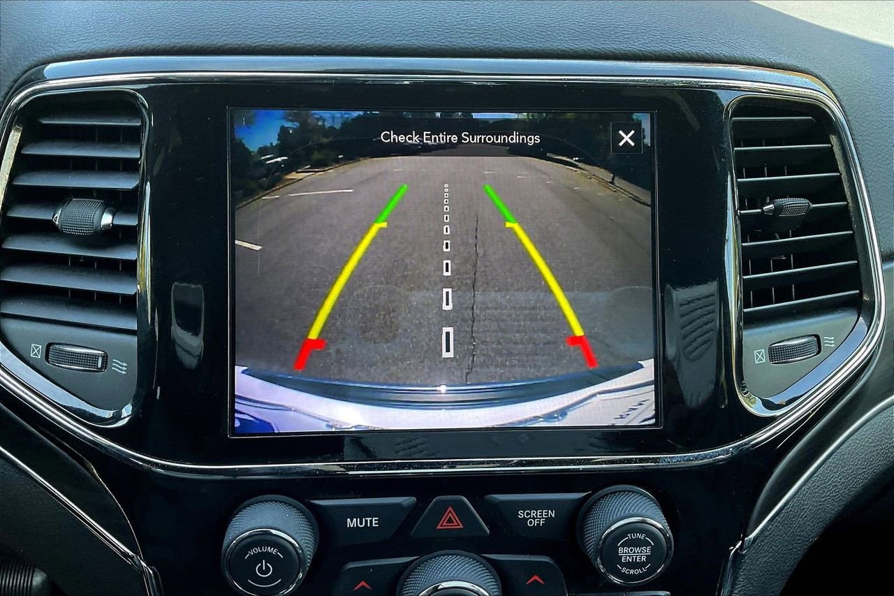 Certified 2021 Jeep Grand Cherokee Limited image 15