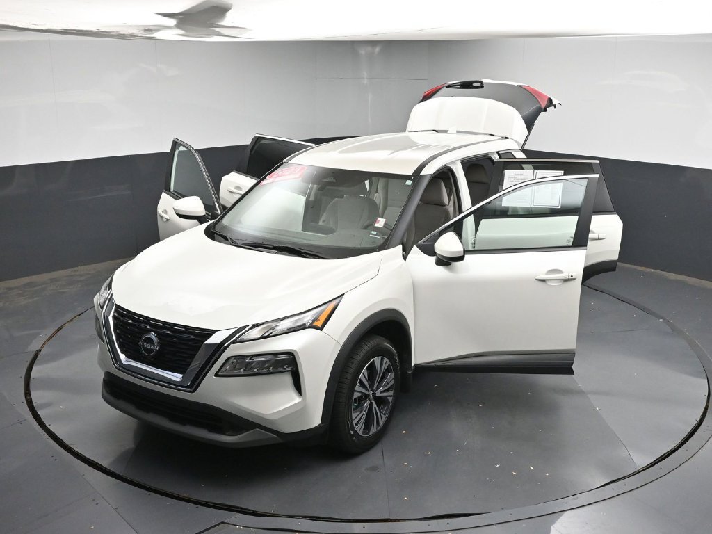 Used 2023 Nissan Rogue SV FWD image 45