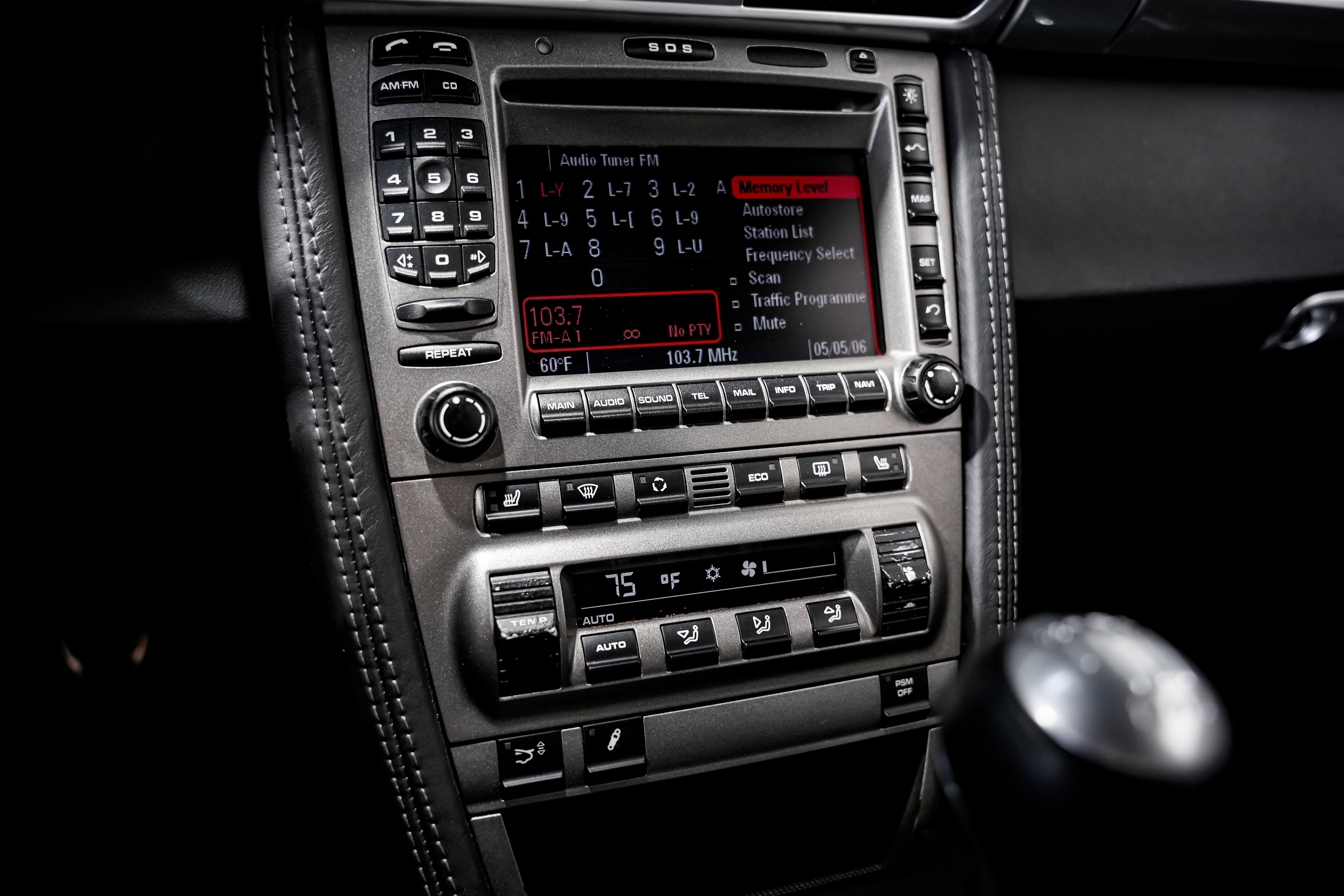 Used 2006 Porsche 911 Carrera S image 13