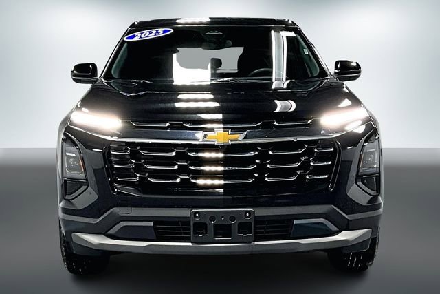 Used 2025 Chevrolet Equinox LT image 2