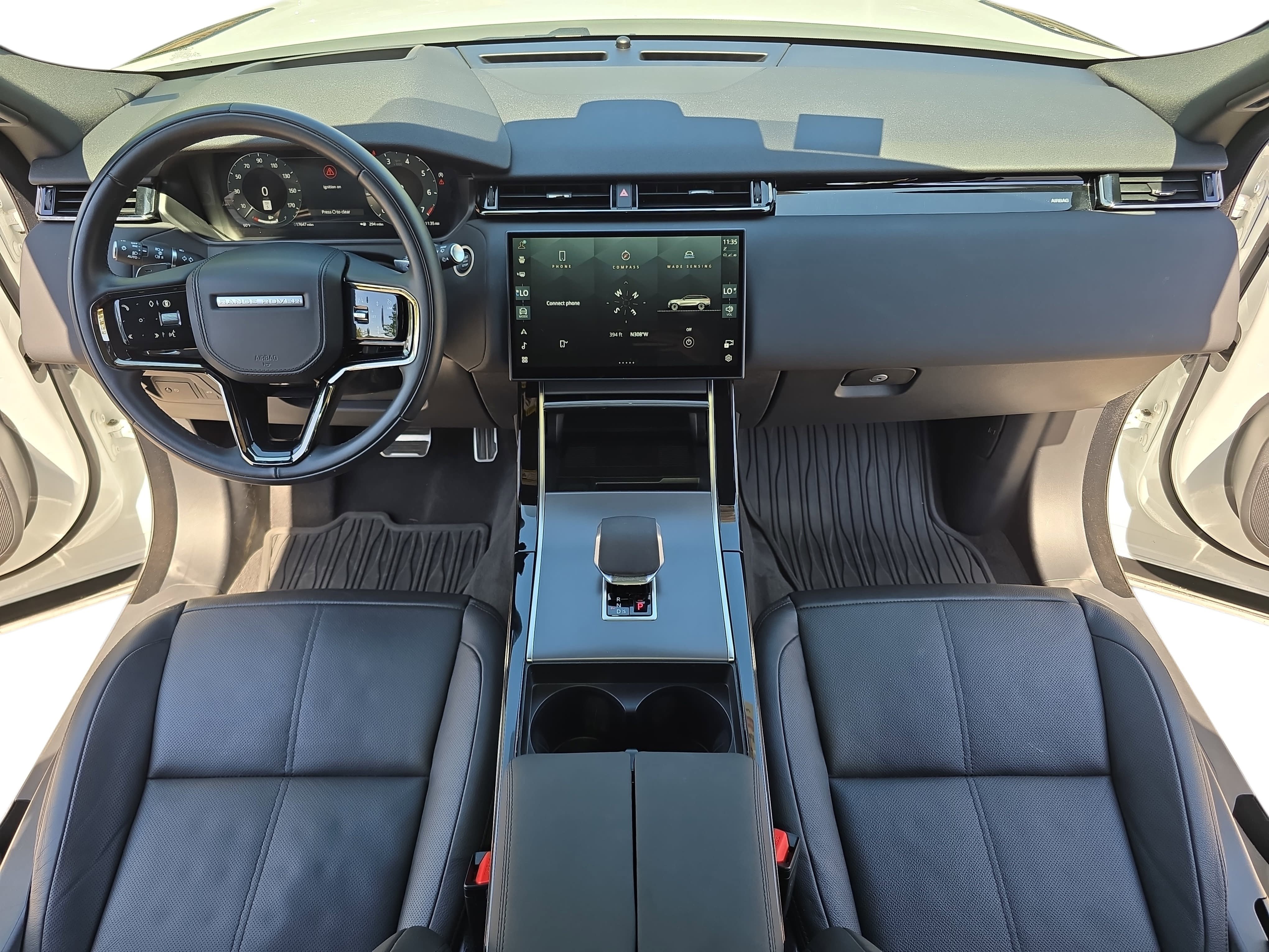 Certified 2025 Land Rover Range Rover Velar Dynamic SE AWD/4WD image 9