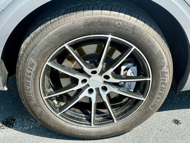 Used 2024 Genesis GV70 2.5T w/ Advanced Package AWD/4WD image 30