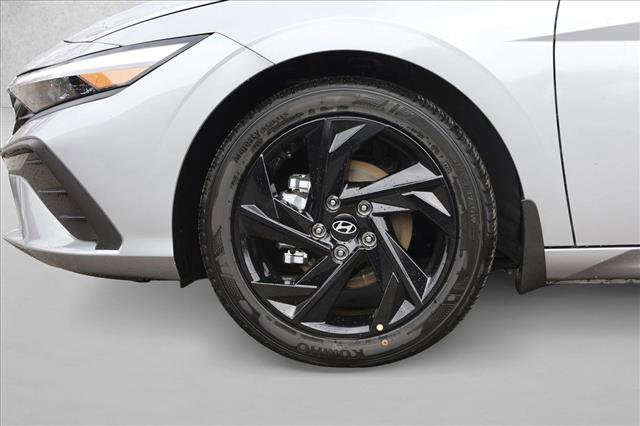 New 2026 Hyundai Elantra Sport image 9