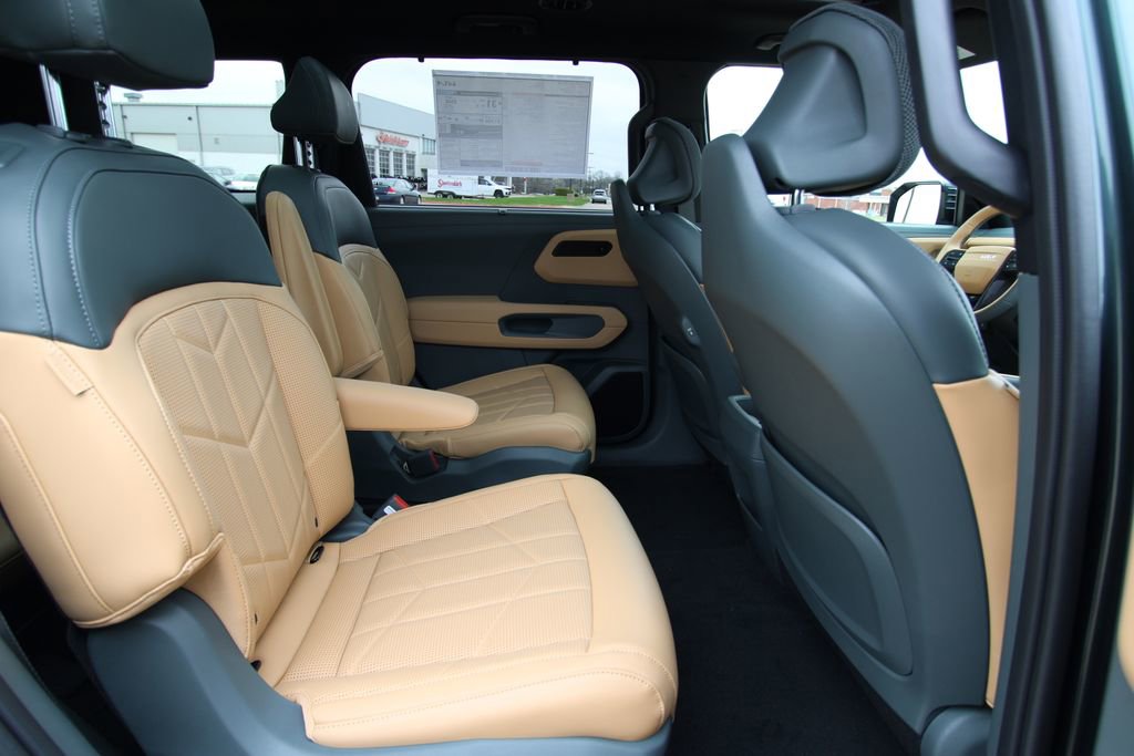 New 2027 Kia Telluride SX X-Line w/ Towing Package image 9