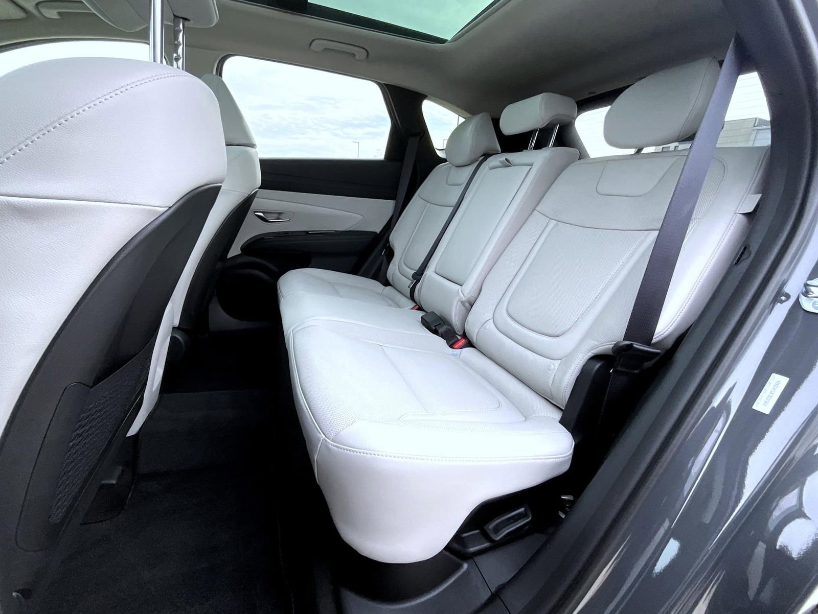 New 2026 Hyundai Tucson Limited image 11