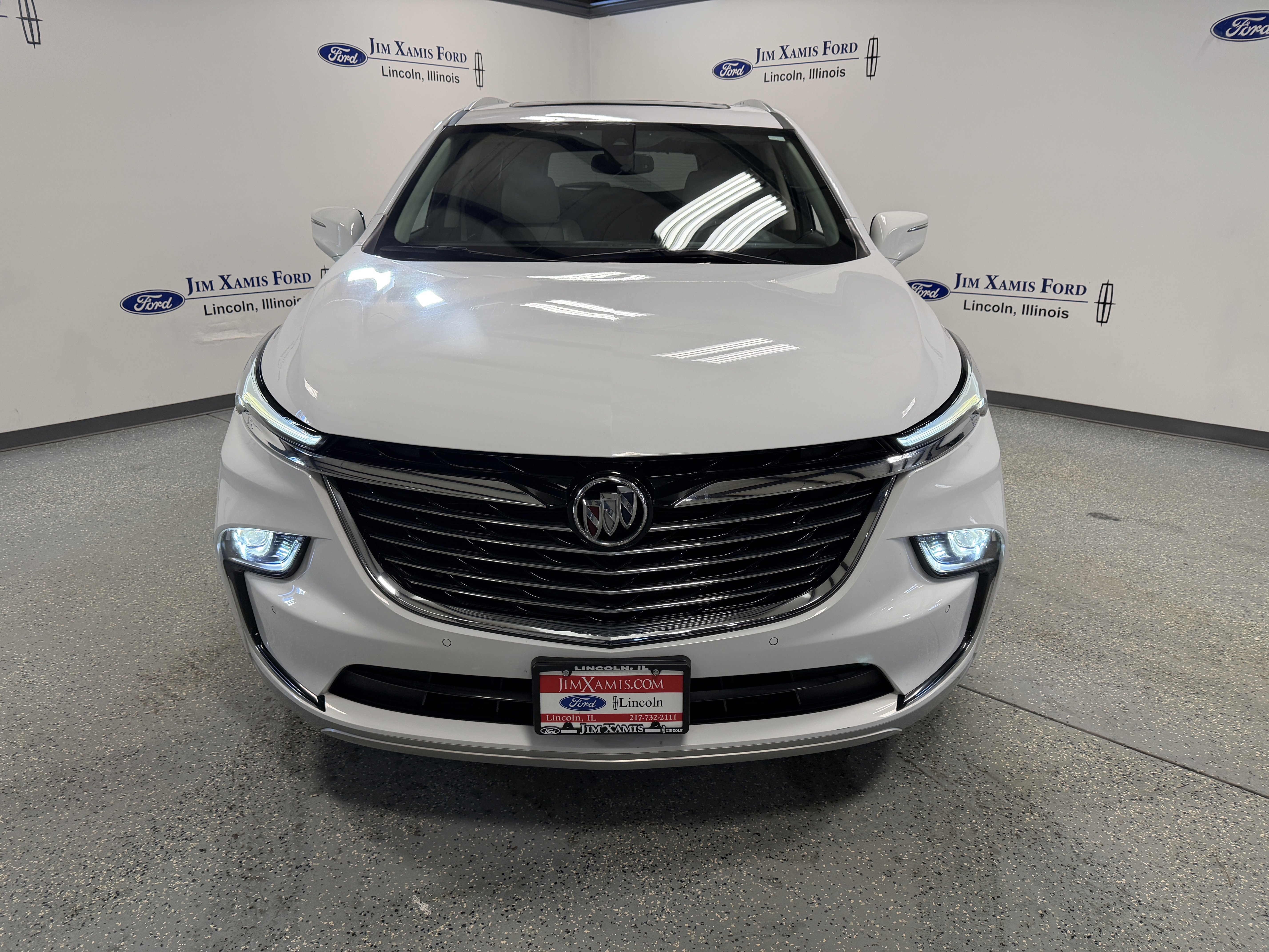 Used 2023 Buick Enclave Essence w/ Experience Buick Package image 2