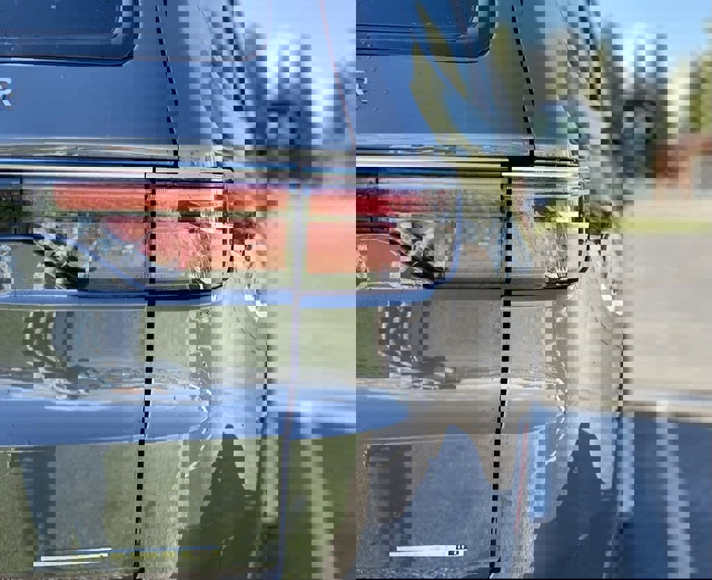 Used 2022 Jeep Wagoneer Series III AWD/4WD image 8