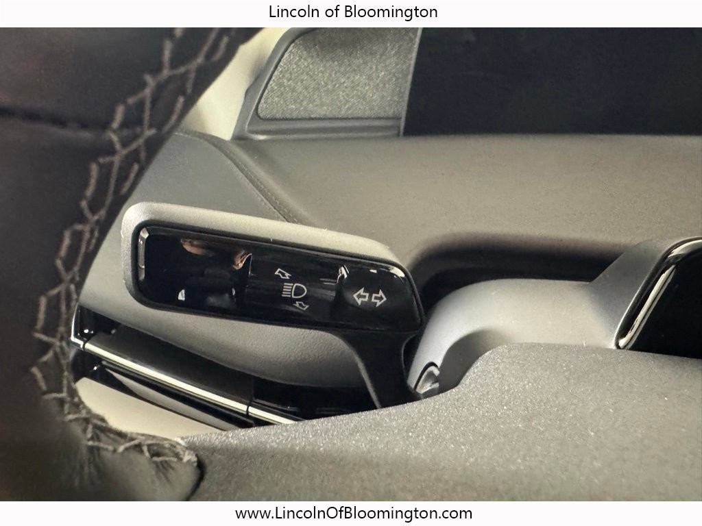 New 2026 Lincoln Navigator L Reserve AWD/4WD image 48