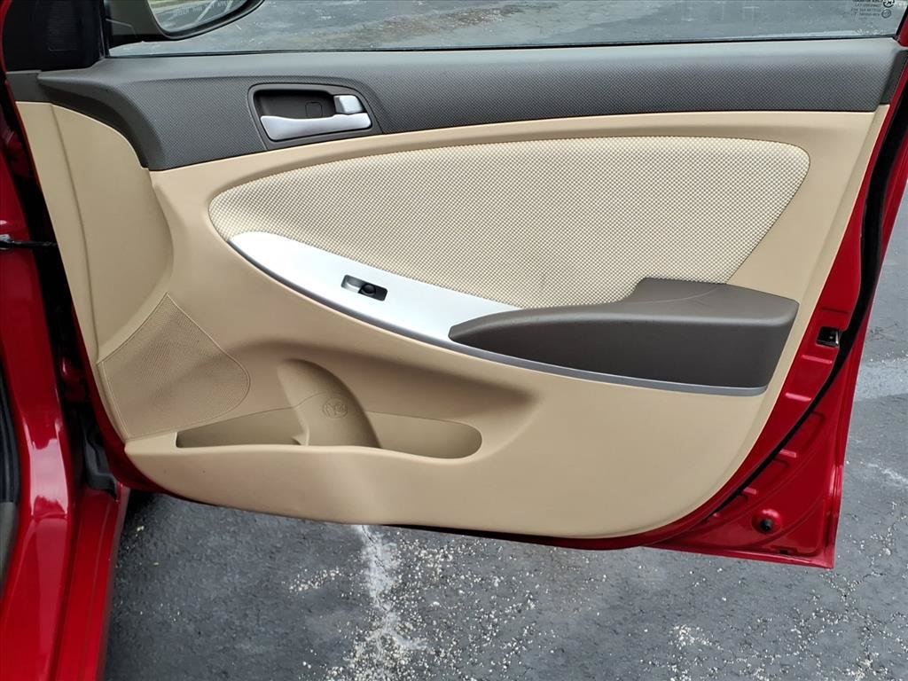 Used 2012 Hyundai Accent GLS w/ Comfort Pkg 2 FWD image 20