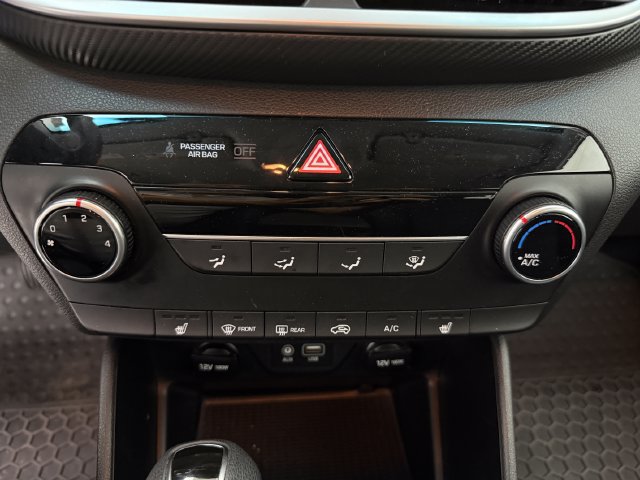 Used 2019 Hyundai Tucson Value FWD image 11