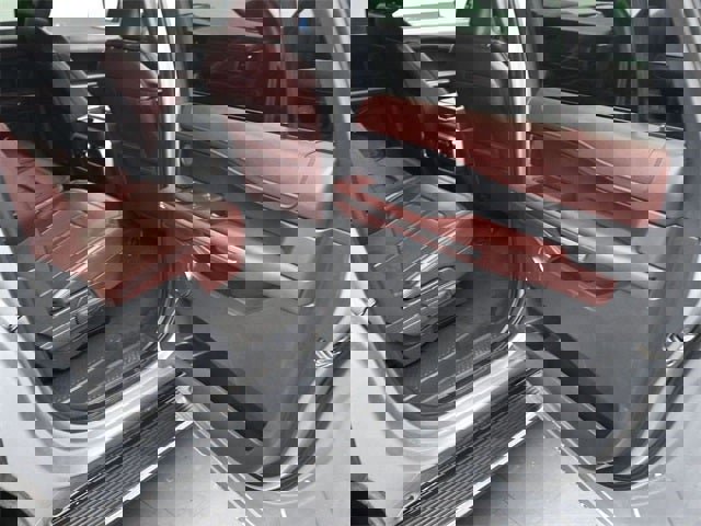 Used 2023 Ford Expedition Max Limited image 17