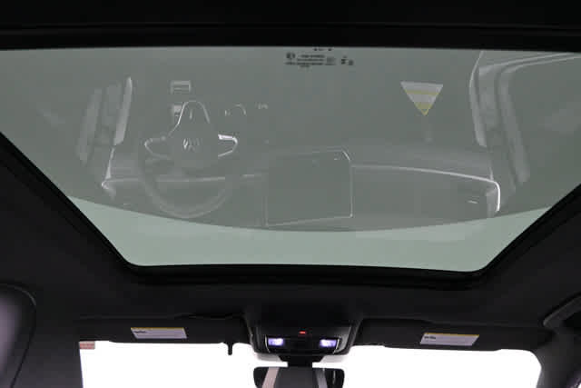 New 2026 Volkswagen Tiguan SE R-Line FWD image 4