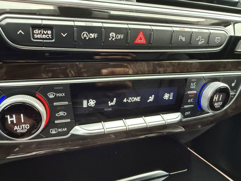Used 2018 Audi Q7 3.0T Prestige w/ Prestige Package image 48