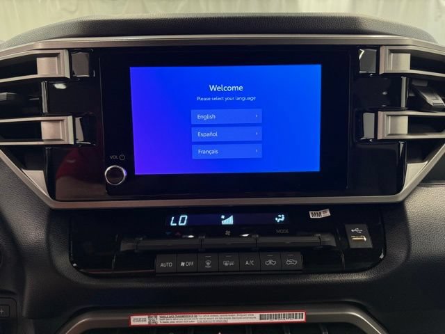 Certified 2025 Toyota Tundra SR5 AWD/4WD image 15