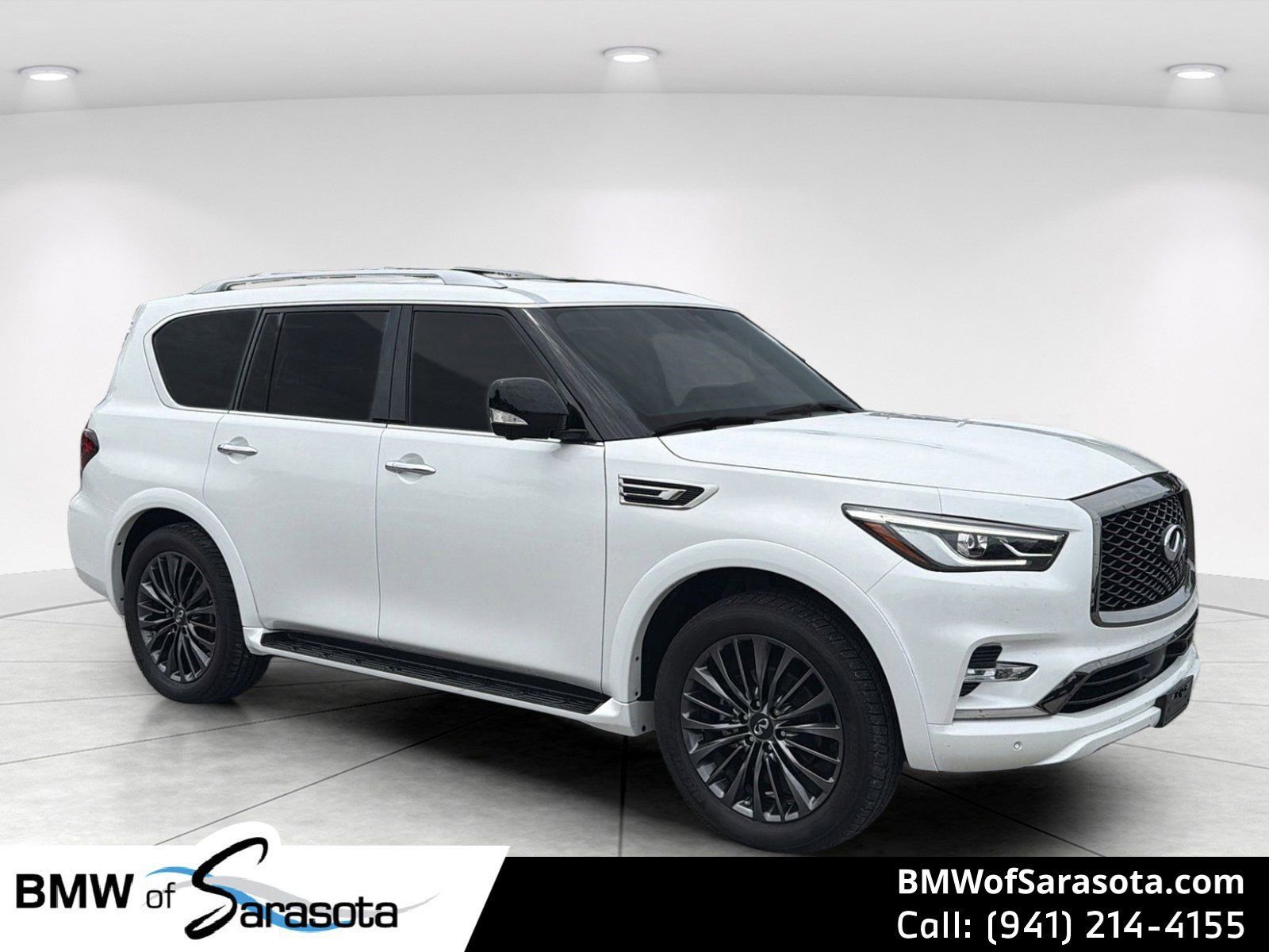 Used 2022 INFINITI QX80 Premium Select w/ Cargo Package AWD/4WD image 1