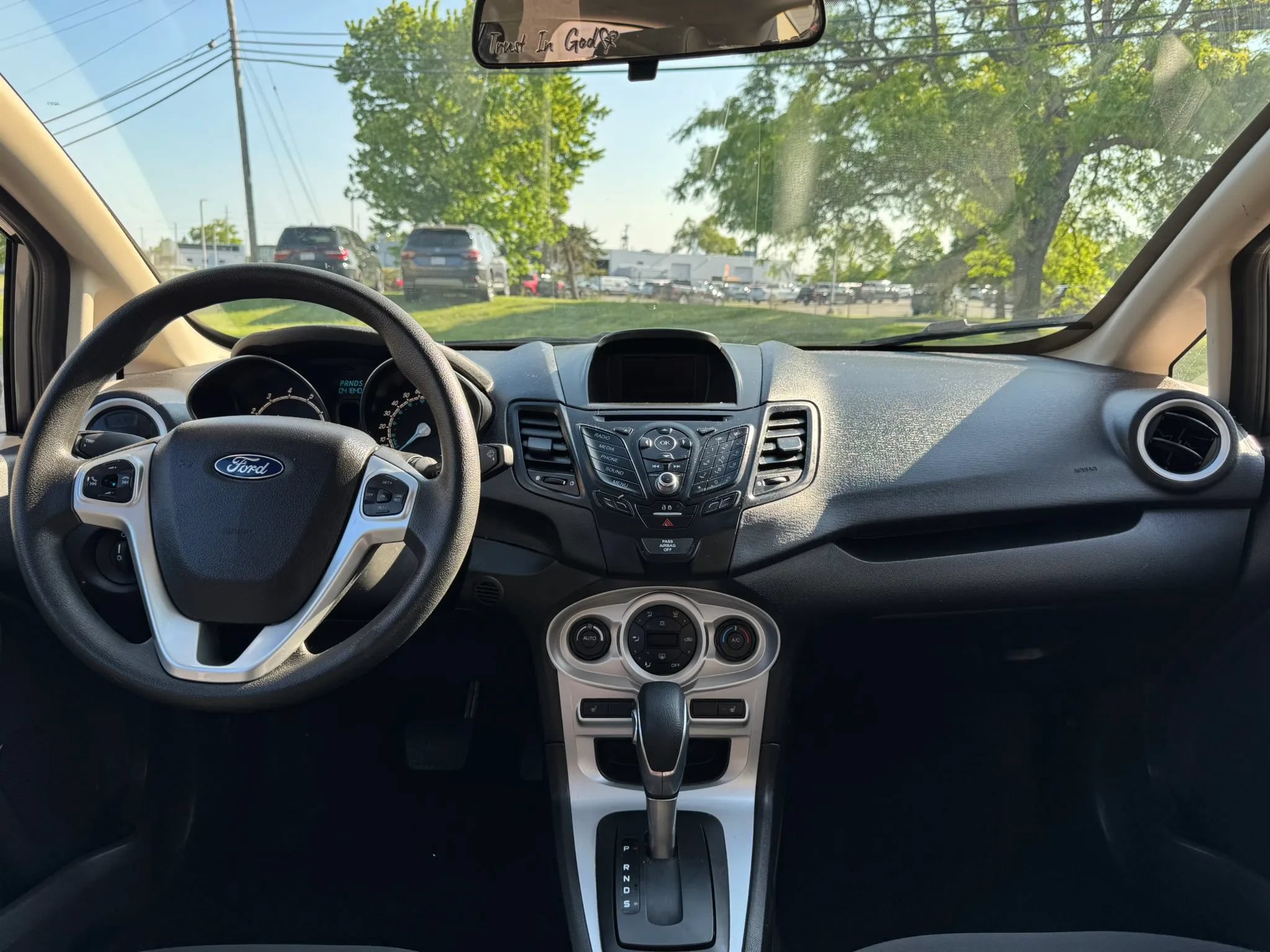 Used 2019 Ford Fiesta SE w/ Cold Weather Package FWD image 15