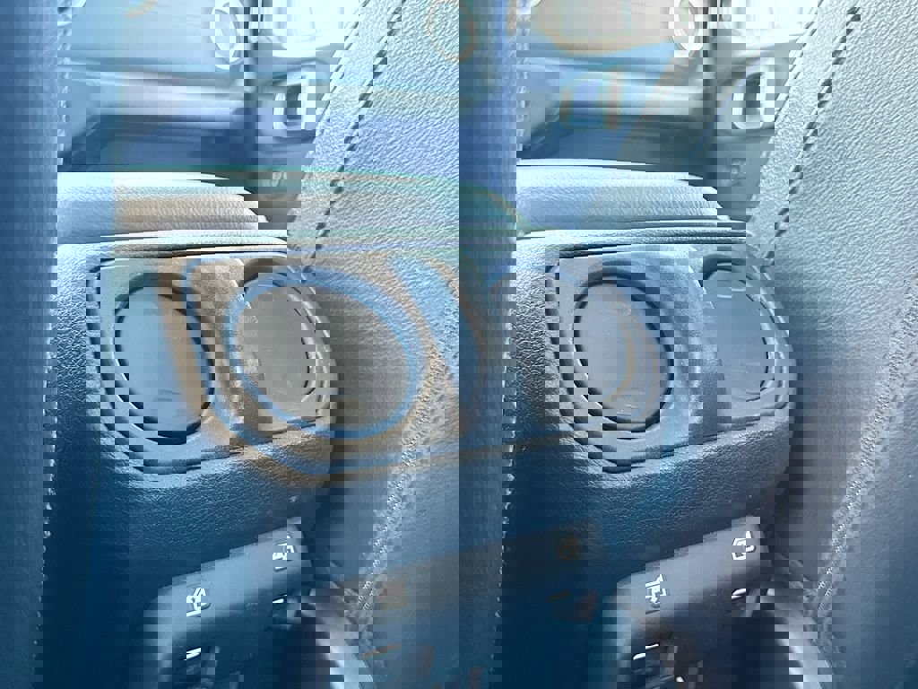 Used 2022 Jeep Wrangler Unlimited Sahara 4xe image 32