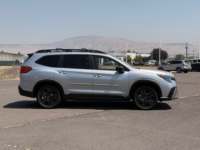 Used 2025 Subaru Ascent Bronze Edition AWD/4WD image 7
