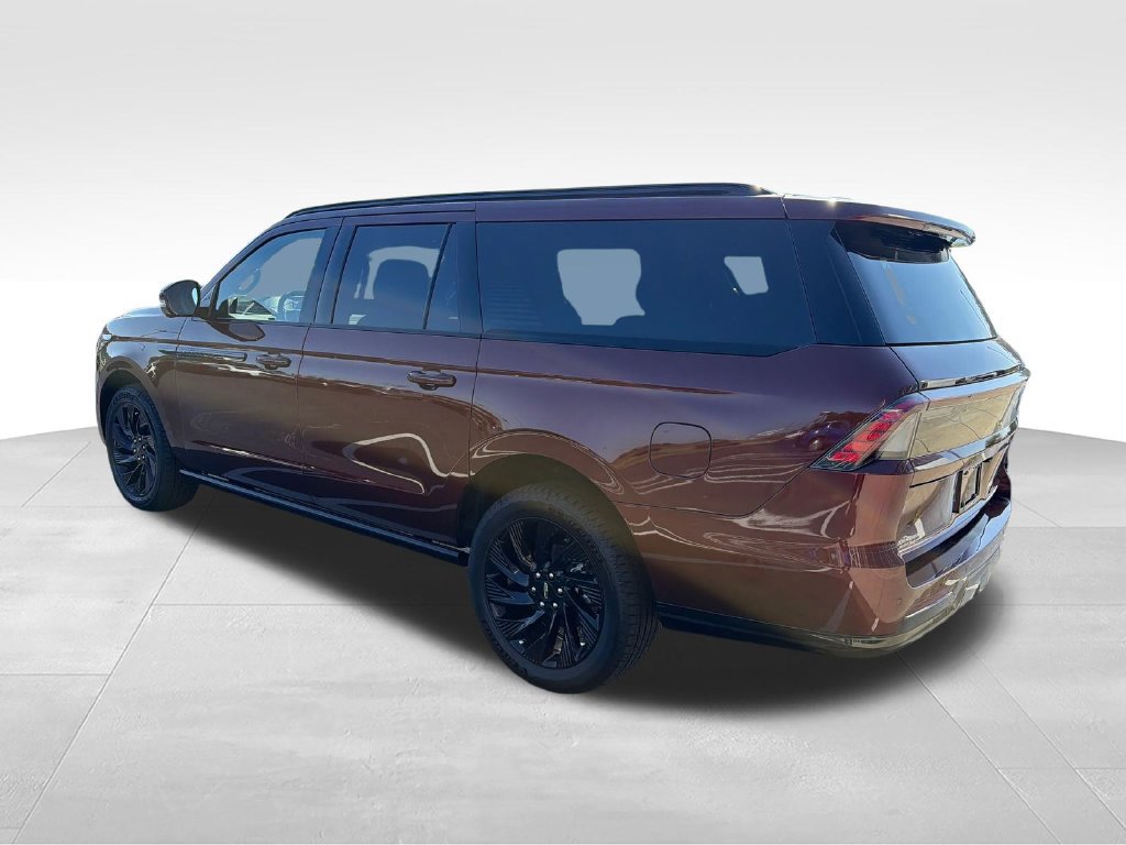 New 2027 Lincoln Navigator L Reserve w/ Jet Appearance Package AWD/4WD image 3