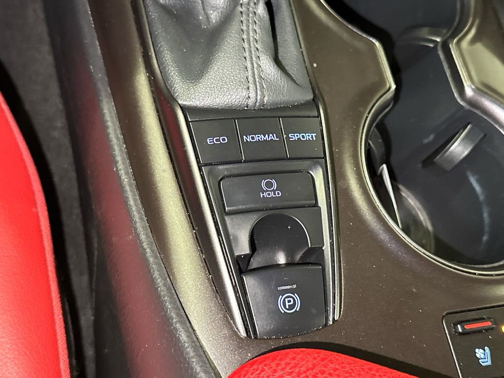 Used 2024 Toyota Camry XSE w/ Navigation Package image 31