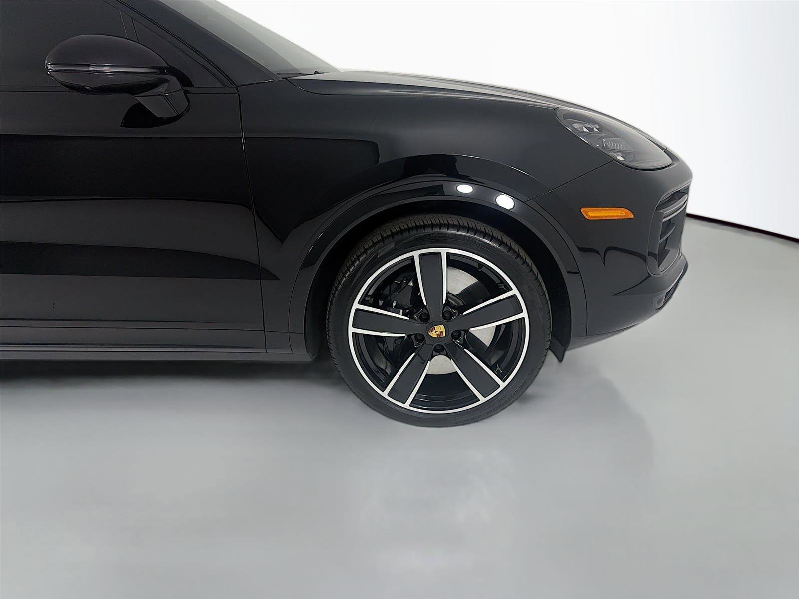 Certified 2022 Porsche Cayenne Turbo image 28