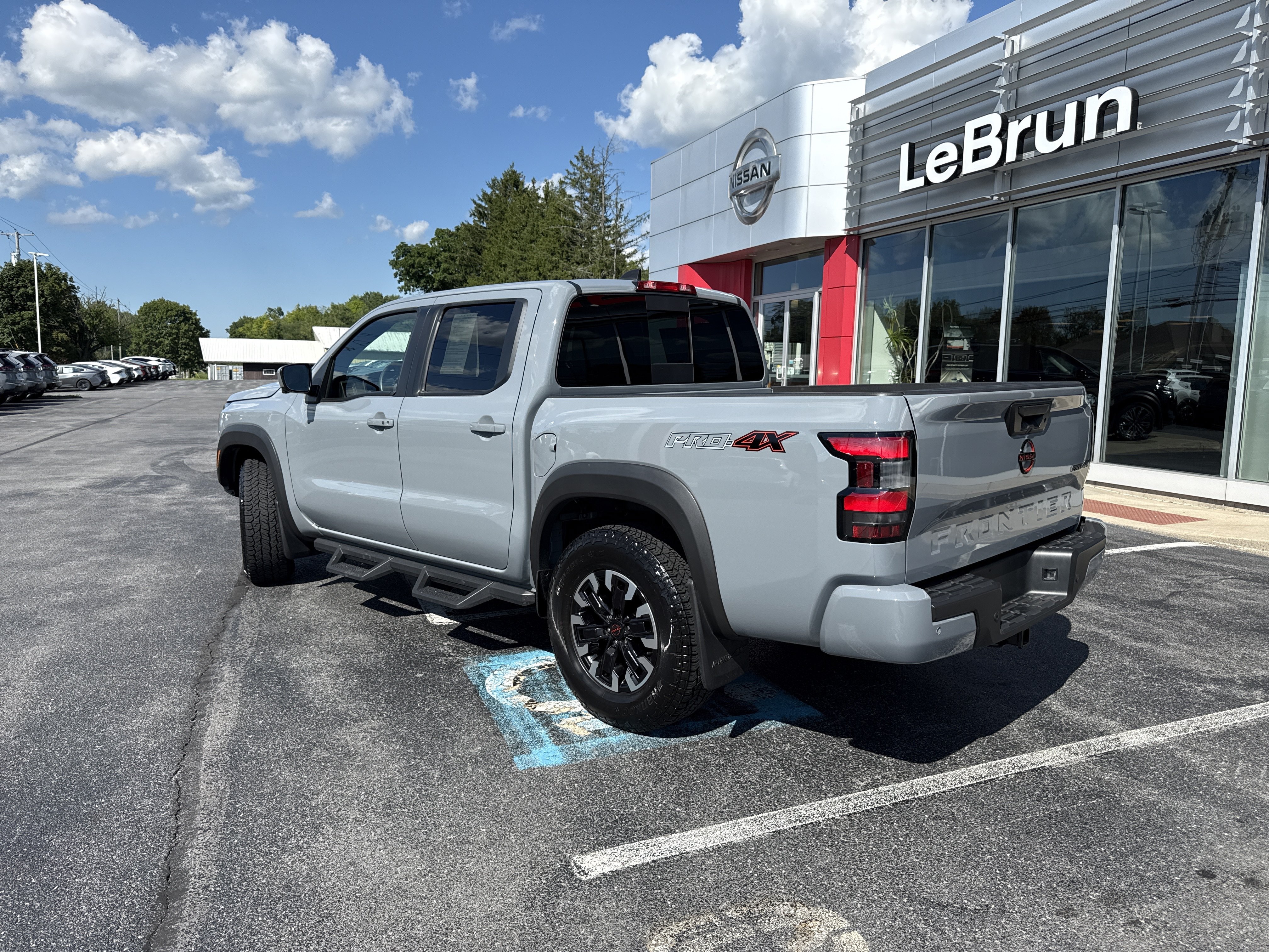 Certified 2024 Nissan Frontier PRO-4X w/ Pro Convenience Package AWD/4WD image 3